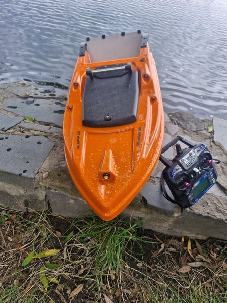 Кораблик с GPS автопилотом для завоза прикормки Dr.Boat Barracuda 65 см BARGPS65 фото