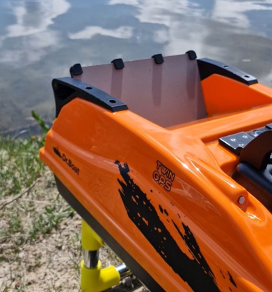 Скоростной кораблик с GPS автопилотом для завоза прикормки Dr.Boat Barracuda 65 см BARGPS63-O фото