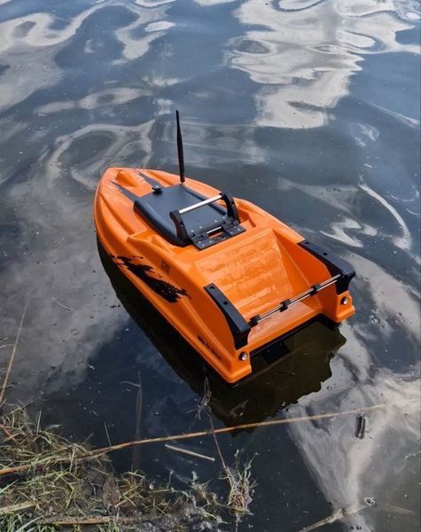 Скоростной кораблик с GPS автопилотом для завоза прикормки Dr.Boat Barracuda 65 см BARGPS63-O фото