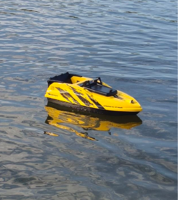 Скоростной кораблик с GPS автопилотом для завоза прикормки Dr.Boat Barracuda 65см BARGPSG65-Y фото
