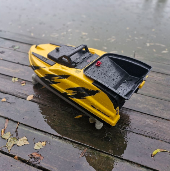 Кораблик для завозу прикормки Dr.Boat Barracuda 83 см. З кольоровим ехолотом Toslon TF520 та GPS автопілотом. Бункер ковш. BSY83SG фото