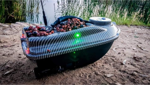 Карповый кораблик с GPS автопилотом для завоза прикормки Boatman Actor Carbon 10A ACTORC10AGPS фото