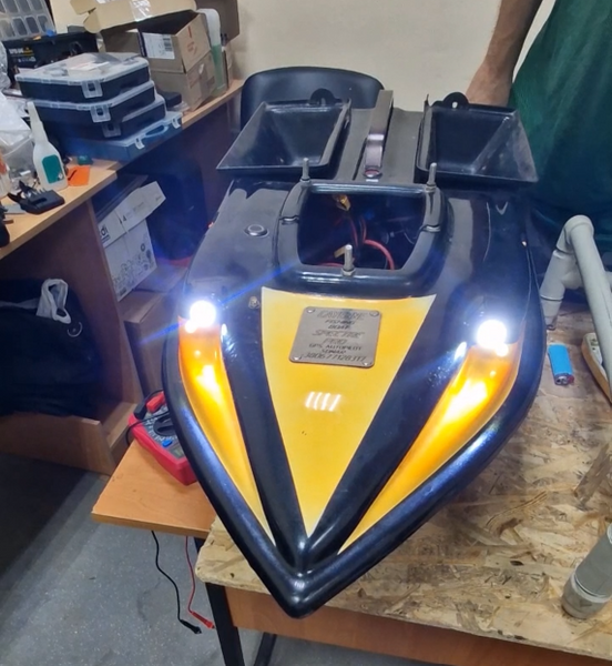 Техническое обслуживание китайских лодок для рыбалки типа Boatman, Amina, Carpboat, Flytec D80, V030, V080,  ST70-30 R1222 фото