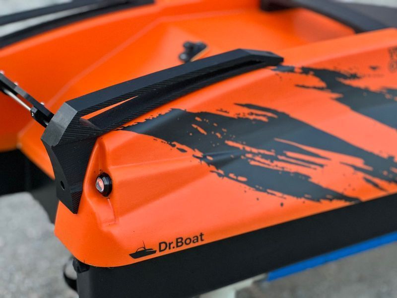 Скоростной кораблик для рыбалки Dr.Boat модель Vіbo Carp с цветным эхолотом Toslon TF520 и GPS навигацией. VBRSО фото