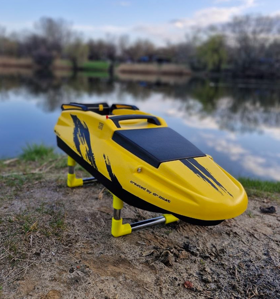 Скоростной кораблик для рыбалки Dr.Boat модель Vіbo Carp с цветным эхолотом Toslon TF520 и GPS навигацией. VBRSY фото