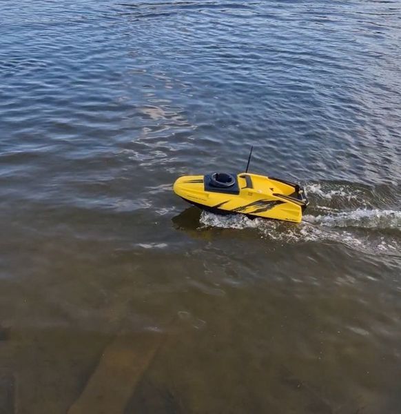 Скоростной кораблик с GPS навигацией для рыбалки Dr.Boat модель Vіbo Carp VBGPSY фото